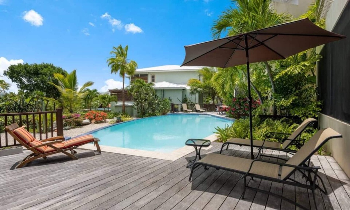Leeward Settlement House | 25% Off July WkDays! Grace Bay, Pool, Views! (#4)*
