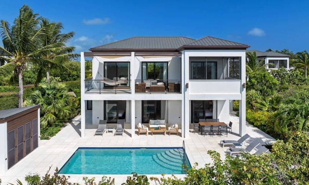 Long Bay Villa | Alize Villa