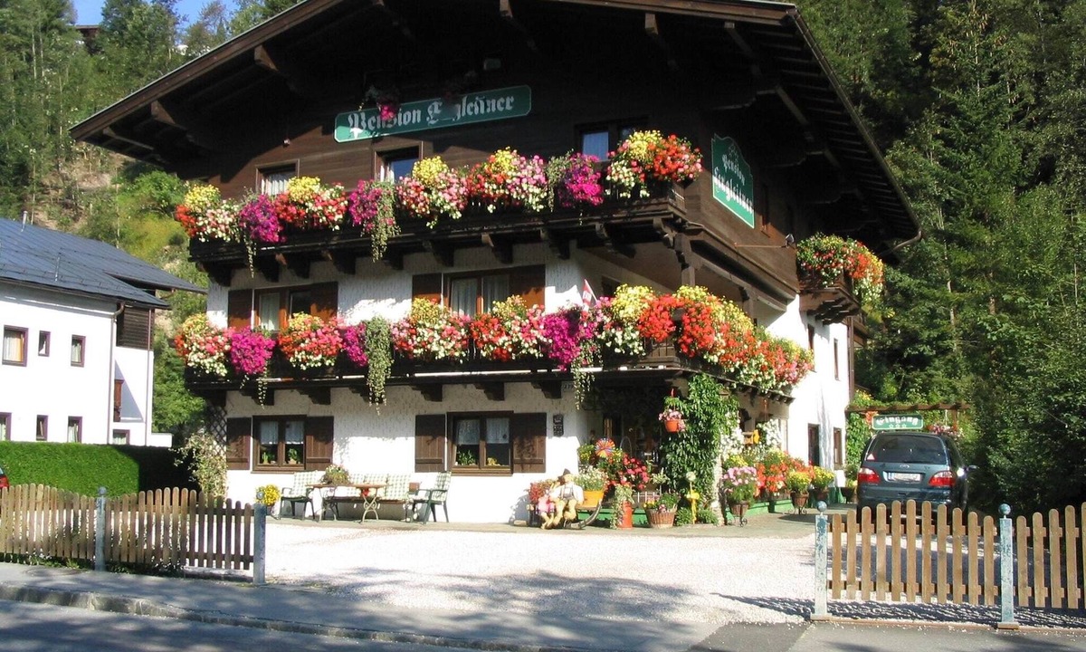 Saalbach Apartment | Apartment in Saalbach near Ski Slopes