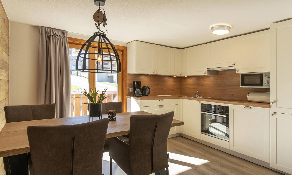 Tschagguns Apartment | Moderne Ferienwohnung für 2 bis 4 Personen mit Großem Sonnenbalkon