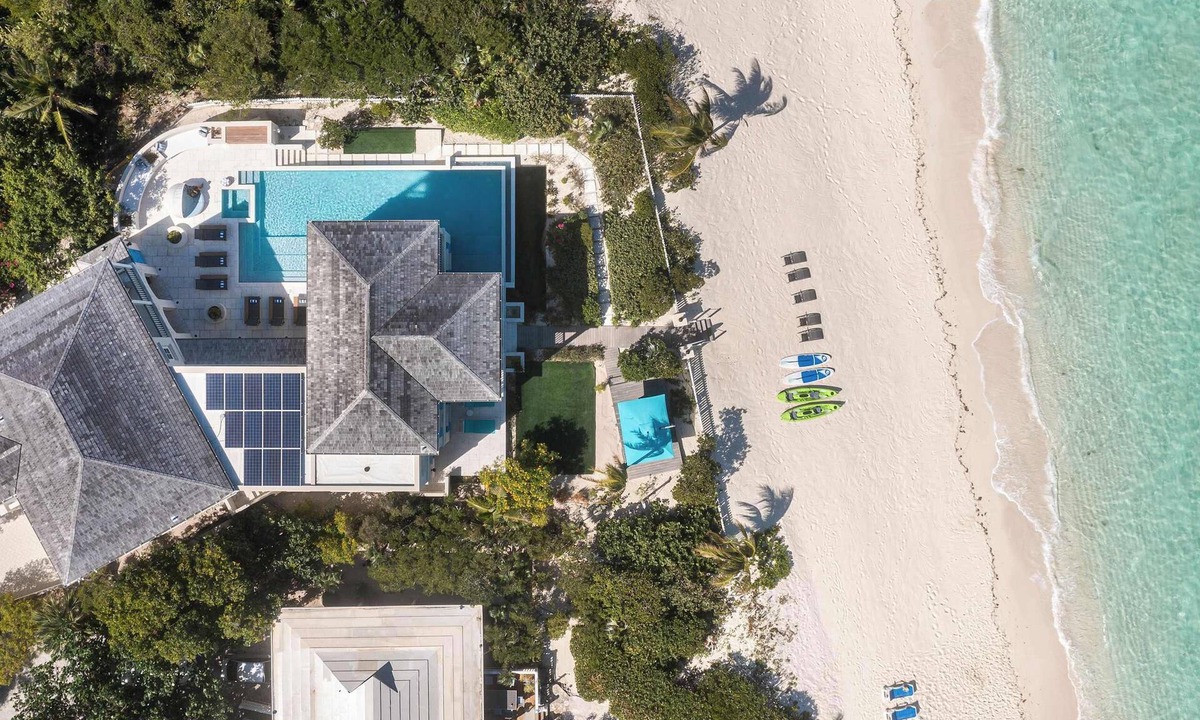Providenciales House | Please Inquire Before Booking – Luxury Villa