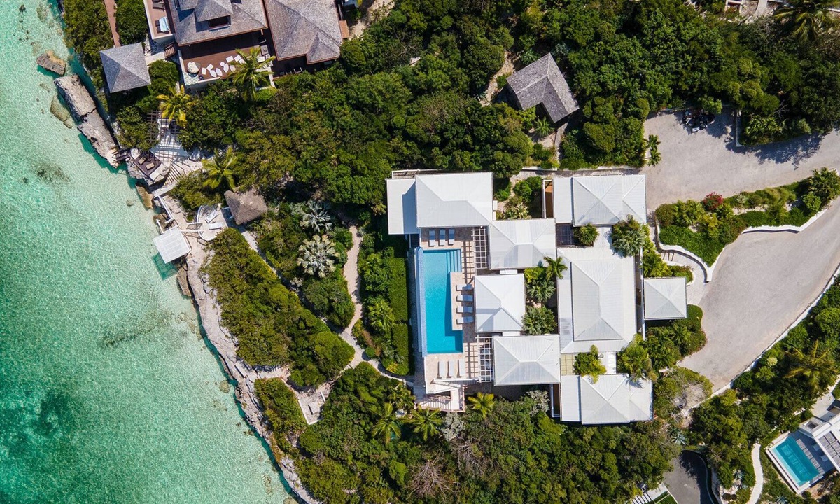 Providenciales Villa | Reef Tides Luxury Beach House