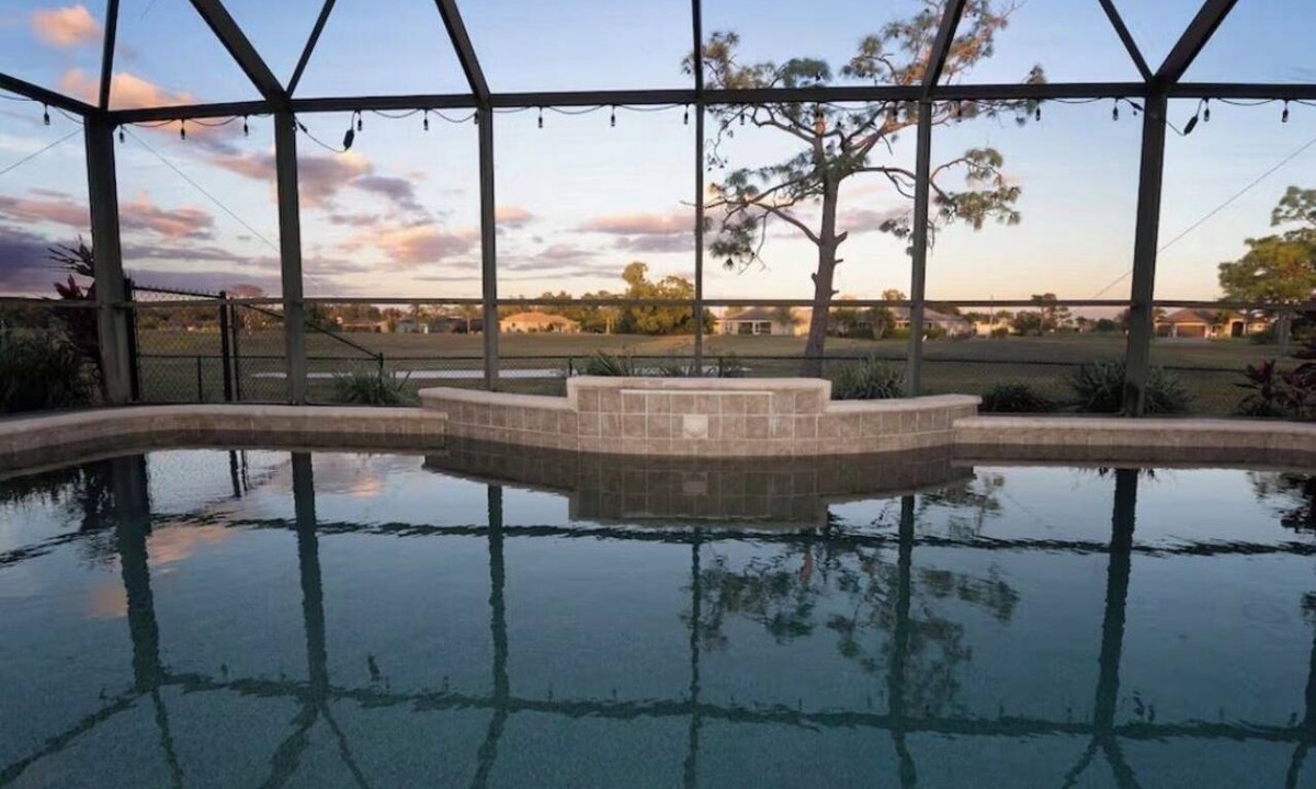 Burnt Store House | Sunset and Golf Views & Heated Pool Cape Coral Gem