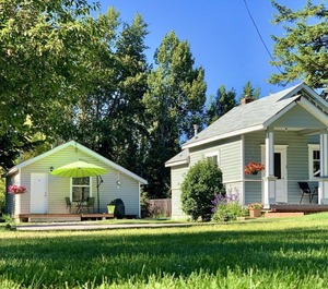 Brookside Motel 