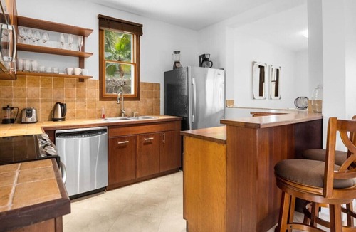 Leeward Settlement House | 25% Off July WeekDays! Ocean Views, Grace Bay(#2)