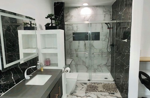 Bolaman Belediyesi House | 3-bedroom 2-bath house in beautiful St. Petersburg nr Parks