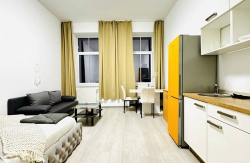 Ottakring Apartment | Affordable Studio Apt. w/Kitchen 7-Min Ottakring