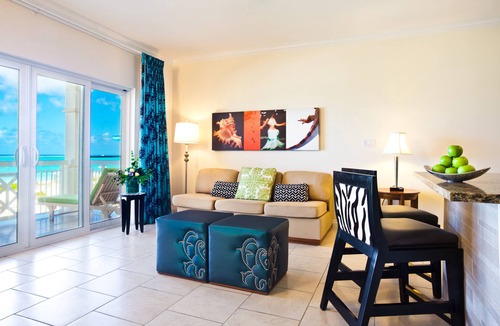 Grace Bay Condo | ALEXANDRA RESORT 2 BEDROOM 3 BATHROOM OCEANFRONT CORNER CONDO 1/24-1/31/26