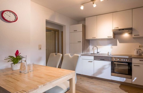 Soell Apartment | Apartment Nani - apartment/apartment, shower, toilet, 1 bedroom