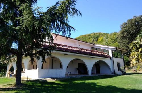 Montefiore Conca Bed & Breakfast | "CARA PACE" in collina - Guest House