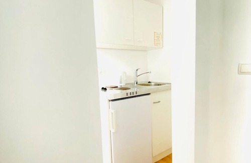 Matzleinsdorf House | Charming Studio Apt @Margareten 15 min to Center
