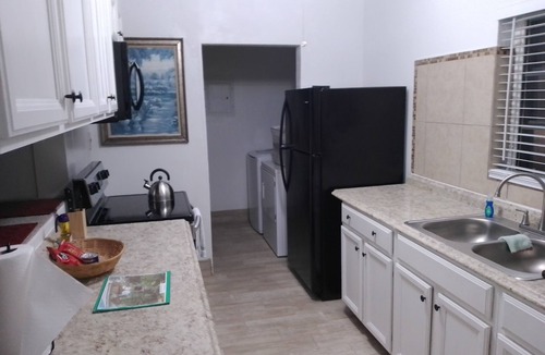 Cockburn Town Condo | Colwin's Place Condo # 4, Great for Families, Couples & Singles