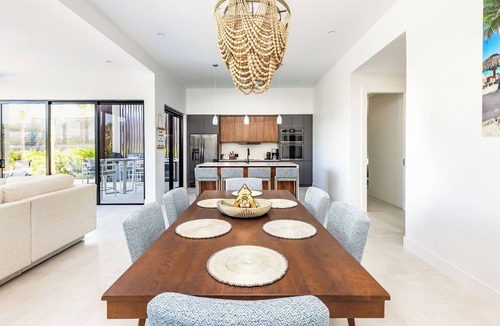 Grace Bay Villa | Discounted Rates ! TAKE 15% off - Brand New 3BR Grace Bay Villa, Beach, Bikes