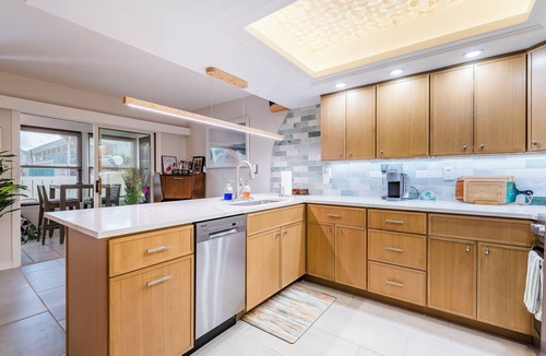 Bay Esplanade Condo | Newly renovated 2B 2B Mid-Century Modern Condo with LARGE HEATED POOL