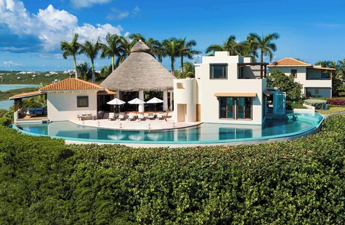 Venetian Road Settlement House | Please Inquire Before Booking – Luxury Villa