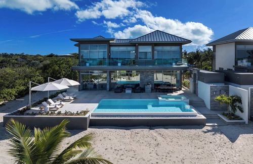 Grace Bay West Villa | Please Inquire Before Booking – Luxury Villa