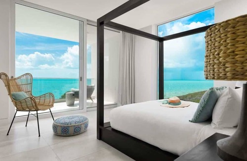 Leeward Settlement Villa | Private Oceanfront Villa Steps From the Water