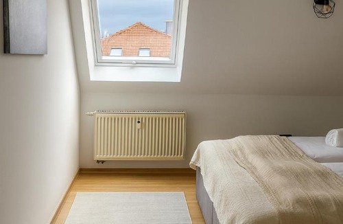 Daberstedt Apartment | RAHA Apartments - Ihr Rückzugsort mit Panoramablick - HBF - Vollausstattung - Privat Parkplatz