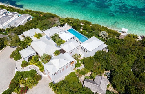 Providenciales Villa | Reef Tides Luxury Beach House
