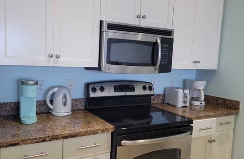 The Bight Condo | "Soleil"- Updated Luxury Studio- Turtle Cove- Stunning Carribean Views