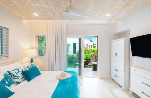Providenciales Villa | Villa DelEvan 4B, 1-bedroom villa on Grace Bay,