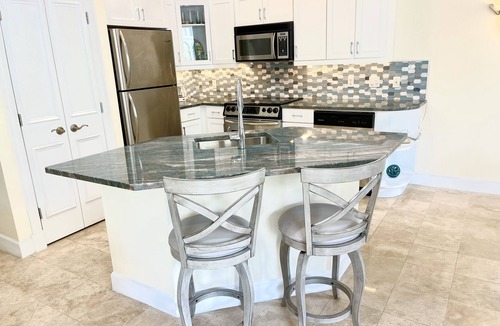 Grace Bay Condo | Villa Renaissance 503: Book August Now And Save 10%!