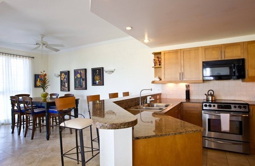 Grace Bay Condo | Villa Renaissance 201: Book August Now And Save 10%!