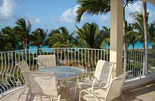 Grace Bay Condo | Villa Renaissance 201: Book August Now And Save 10%!