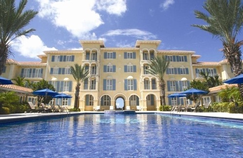 Grace Bay Condo | Villa Renaissance 201: Book August Now And Save 10%!