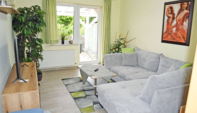01 Holiday apartment with terrace ground floor - DEB 025 Selliner Ferienappartements mit in Sellin