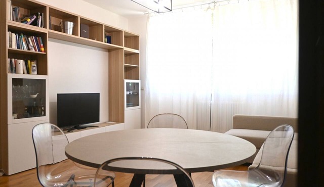 A46 - Ancona, three-room apartment with shared courtyard in Ancona