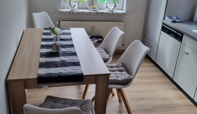 Apartment 'Lehn Dich Zurück' with Private Garden and Wi-Fi in Mühlhausen thüringen