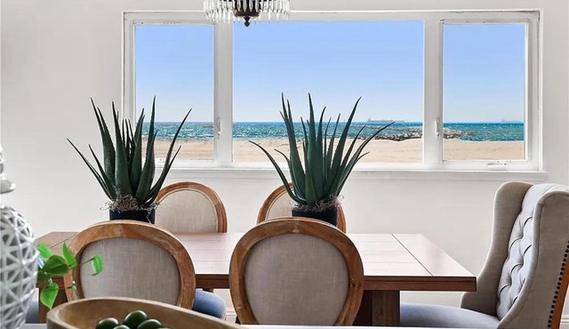 Beachfront 3 Bedroom 3 Bath In Seal Beal, Ca in Seal Beach