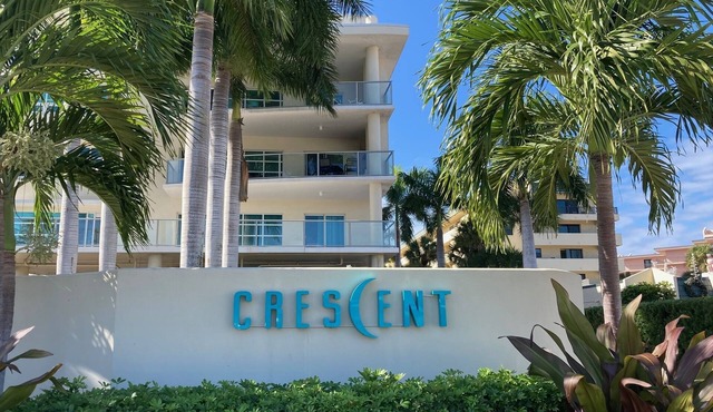 Beachfront Property - Luxury Penthouse - Great Location! in Sarasota