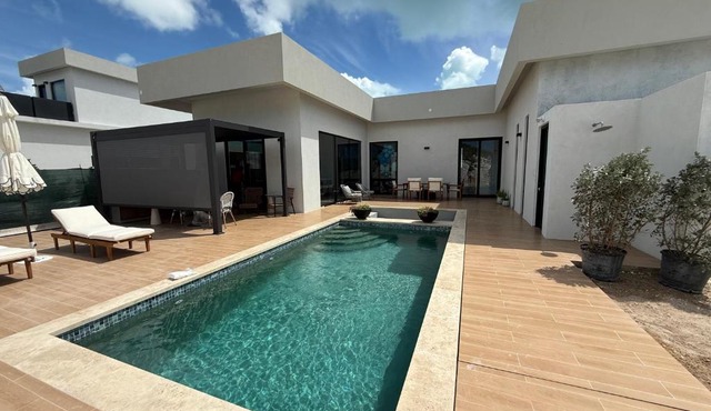 Blue Flamingo Villa - Paradise Is a Lifestyle!