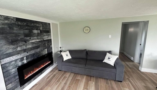 Bright and peaceful cottage - short walk from the beach! in Beaubassin-est