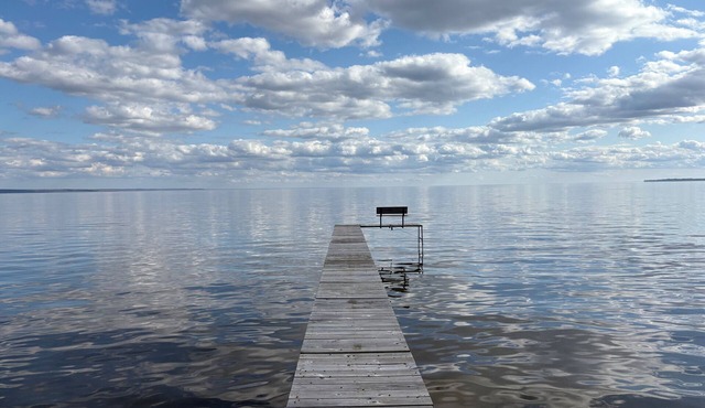 Brighton Beach Cottage/On Lake Winnebago & 25 Min From Lambeau Field in Menasha