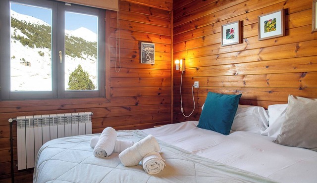 Cabin with dream view I Near Grandvalira in Incles