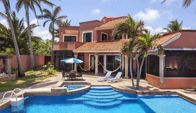 Casa South Breeze beachfront Villa located in the heart of Puerto Morelos in Benito Juarez