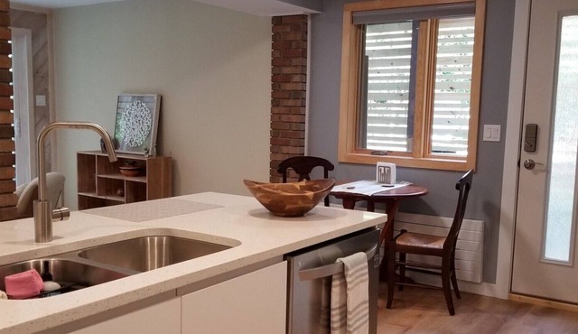 Charming, stunning beautiful Apartment https:/players.cupix.com/p/1b0E82F5! in Ithaca