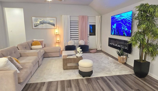 Cozy Luxury Getaway near Frisco and Prosper in Krugerville