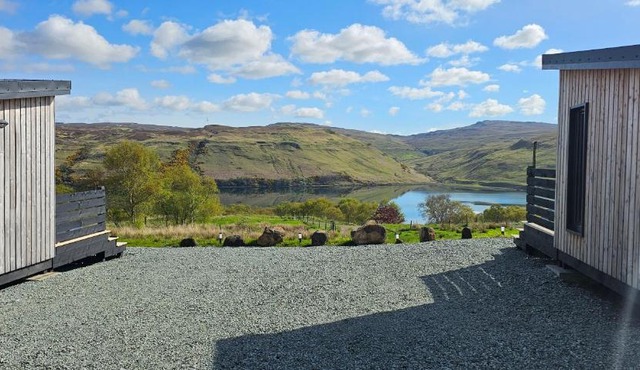 Croft Seven Cabins in Port na Long