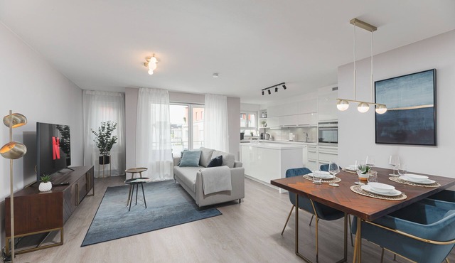 Deluxe Apartment 2 Schlafzimmer - Kostenlos Parken - Messe Flughafen - Balkon in Leinfelden-Echterdingen