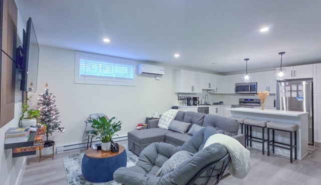 Elegant Modern Loft in Prestigious Fairways in Riverview