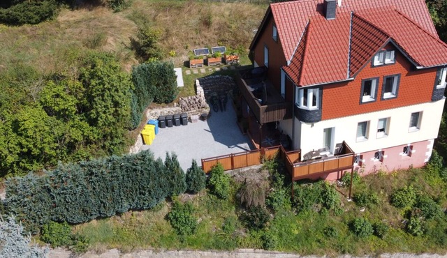 Enjoy your vacation in a modern vacation home for 10+3 guests in Tanne