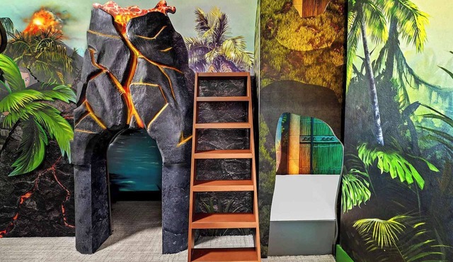 Gaby's Galaxy | Volcano themed BR, spacious L/DR, PVT pool - 8 mins to Universal in Orlando