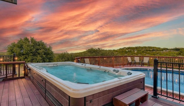 Gated 10-Acre Compound | Sleeps 28 | Game Room in Spicewood