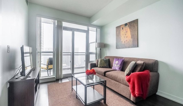 GLOBALSTAY. Modern Dunfield Ave 1 Bedroom Apartment in Toronto/Canada