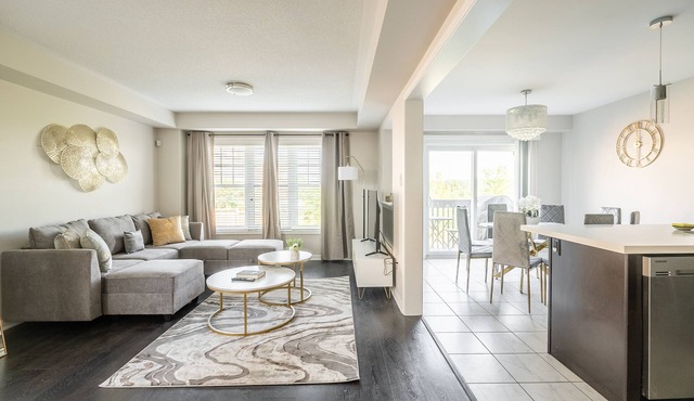 GLOBALSTAY Modern 3 BD House in Brampton in Brampton