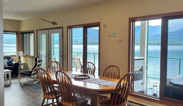 Gorgeous Lakefront 2 Level Penthouse Condo w/2 Private Balconies & Buoy! in Eagle Bay